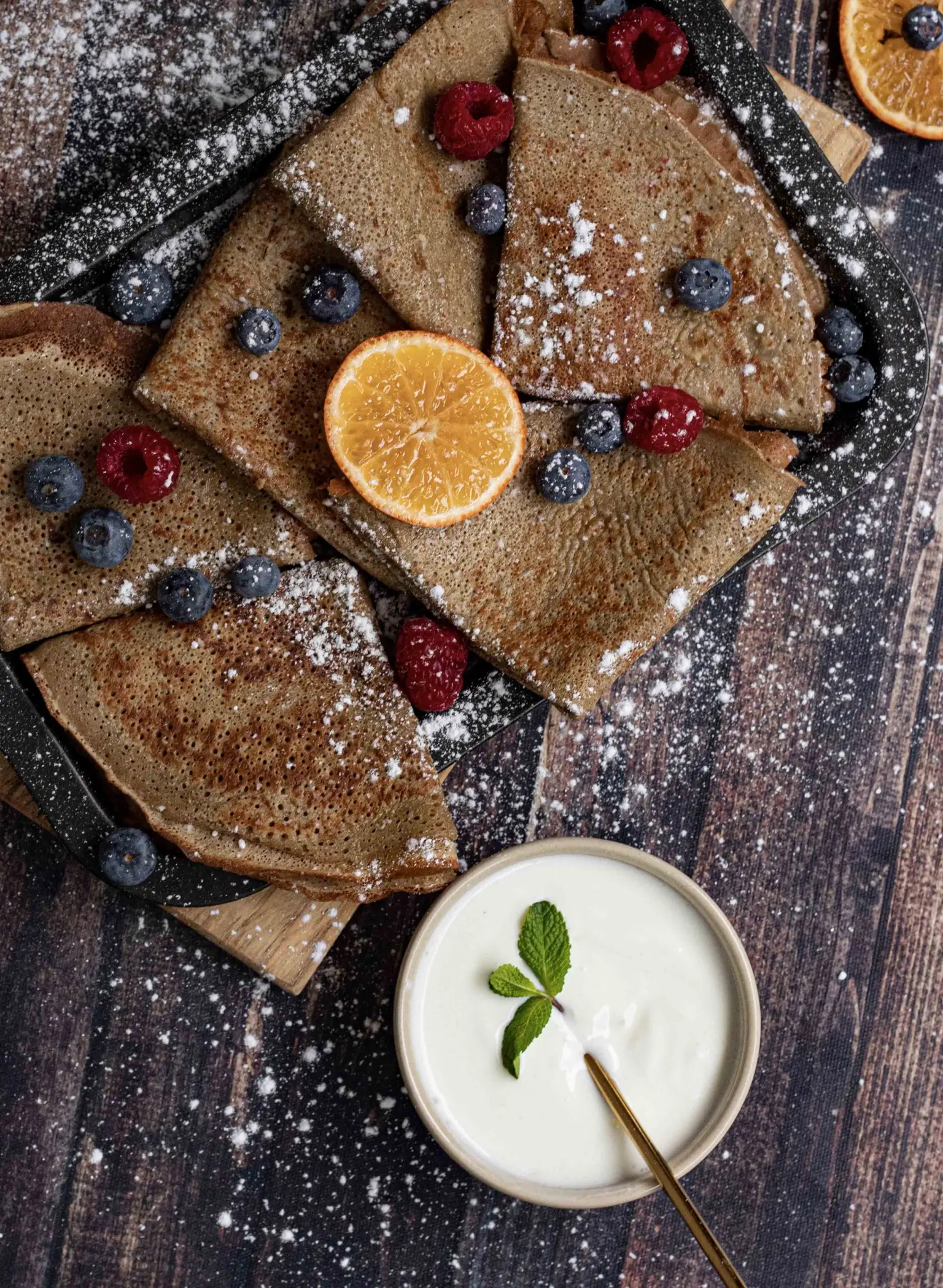 crepes de mil sans gluten aux fruits et fromage blanc