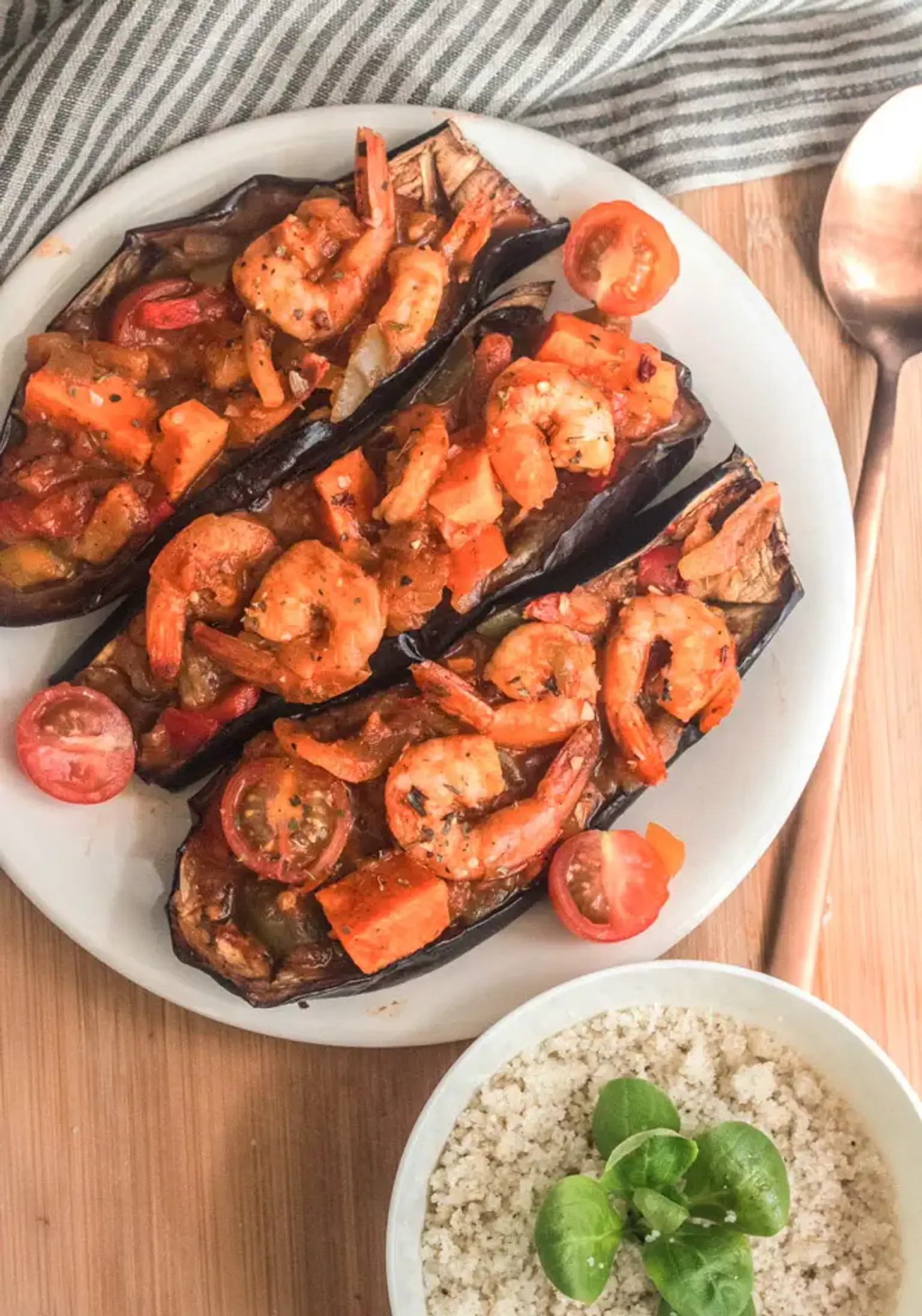 aubergines farcies aux crevettes poivrons et patates douces