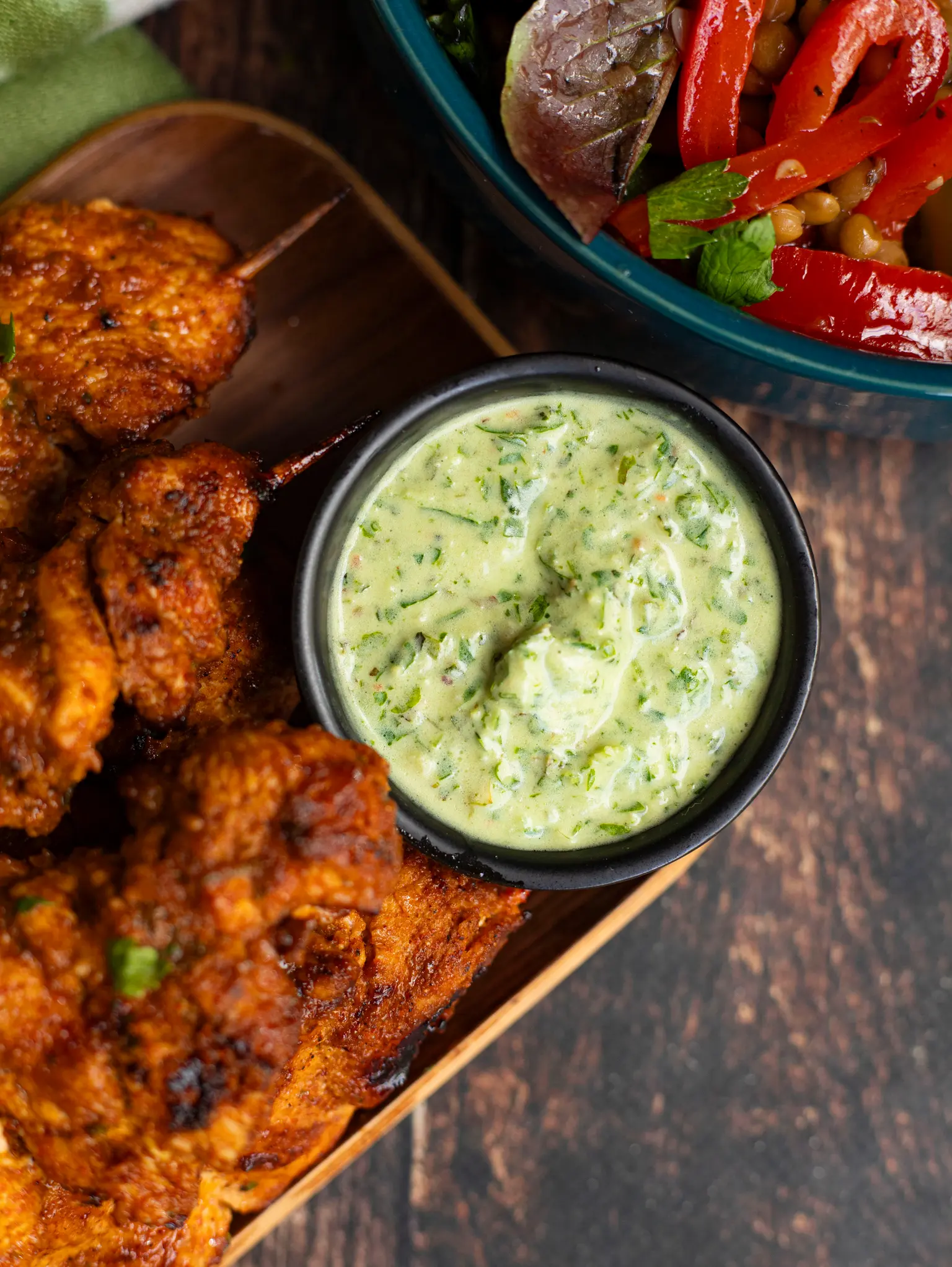 brochette paprika sauce verte