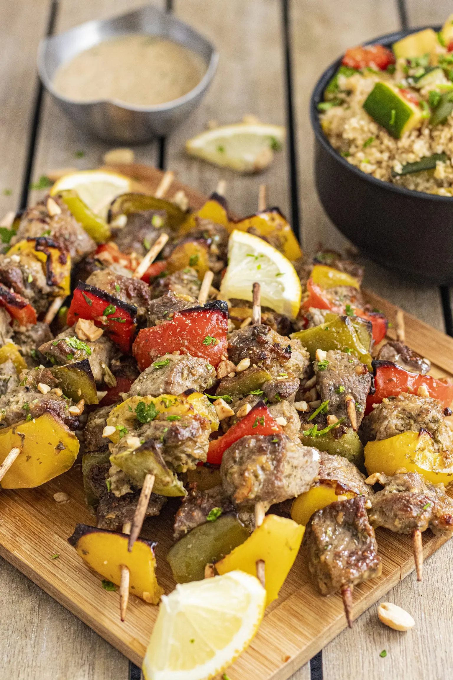 brochettes dagneau aux cacahuetes et au gingembre