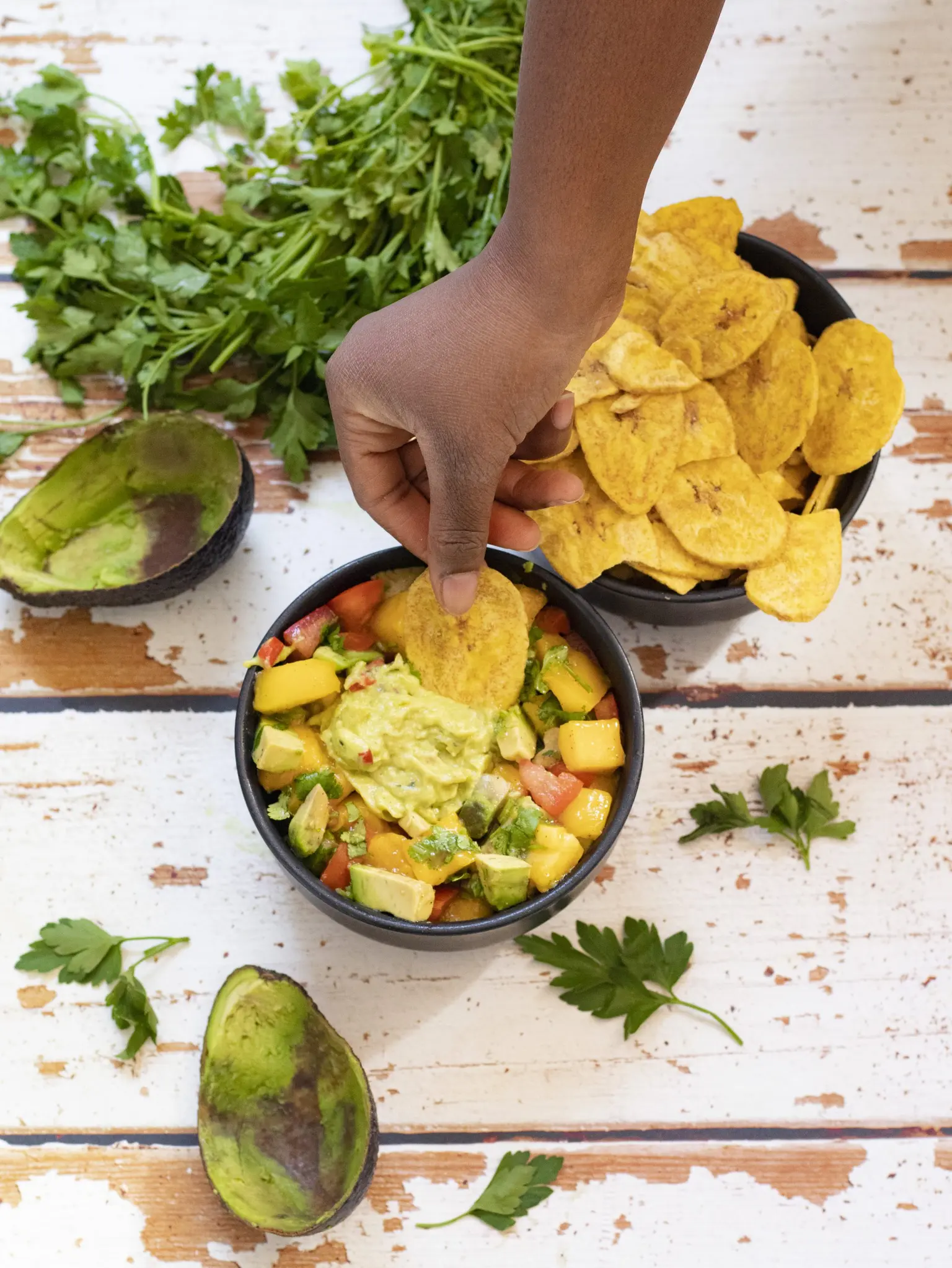 salsa de mangueavocat vinaigrette a lorange et au vinaigre de maad