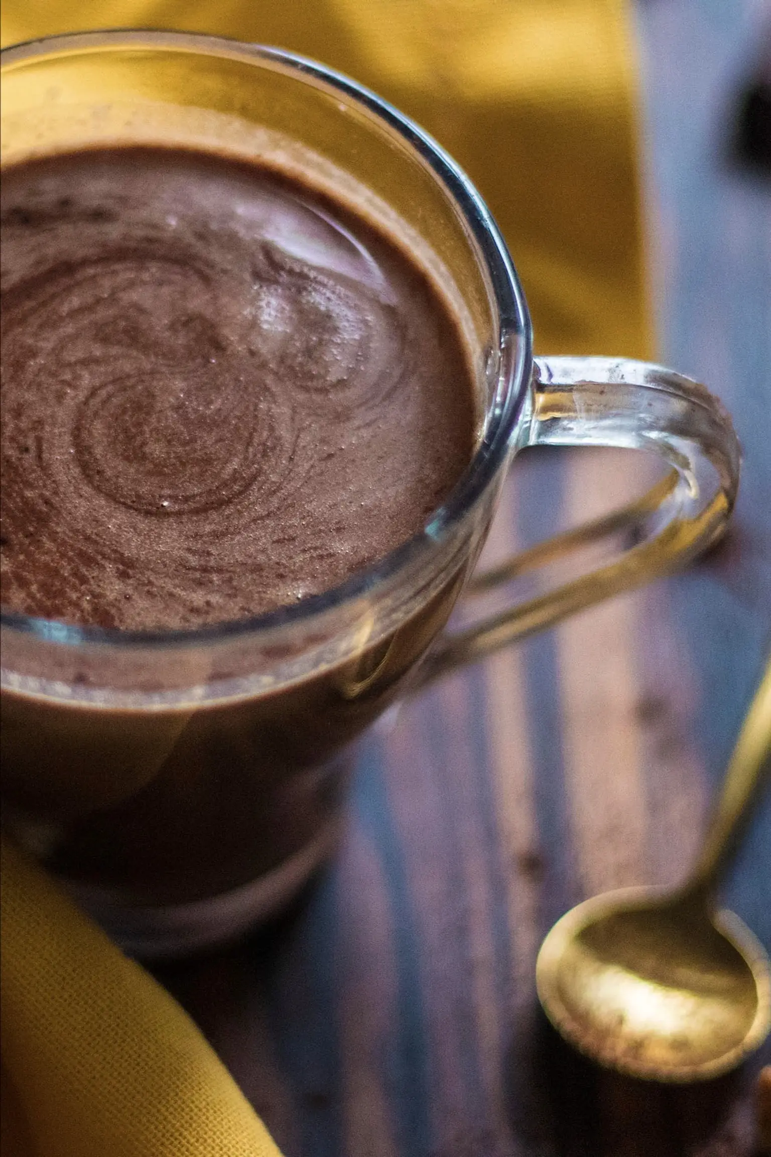 Tasse Chocoloat Chaud Torchon Jaune