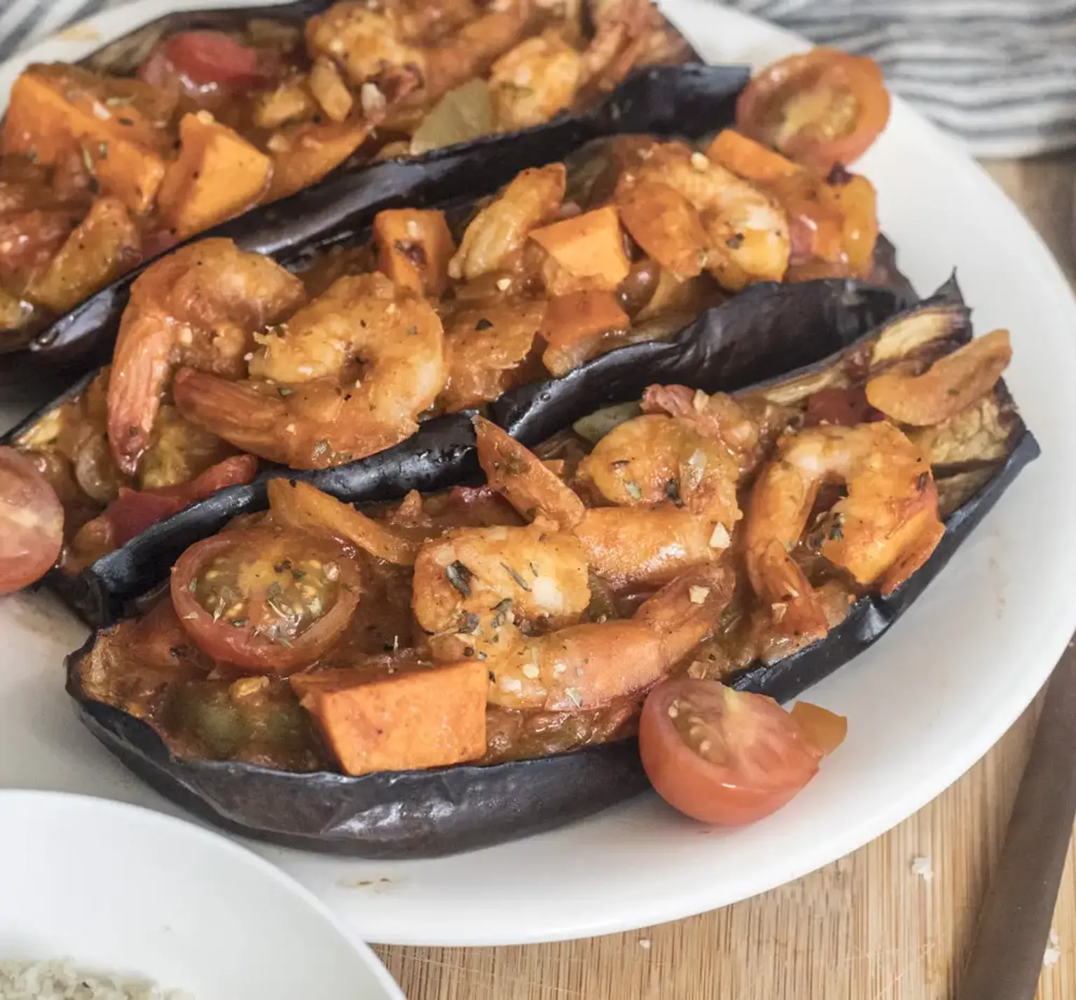 aubergines farcies aux crevettes poivrons et patates douces