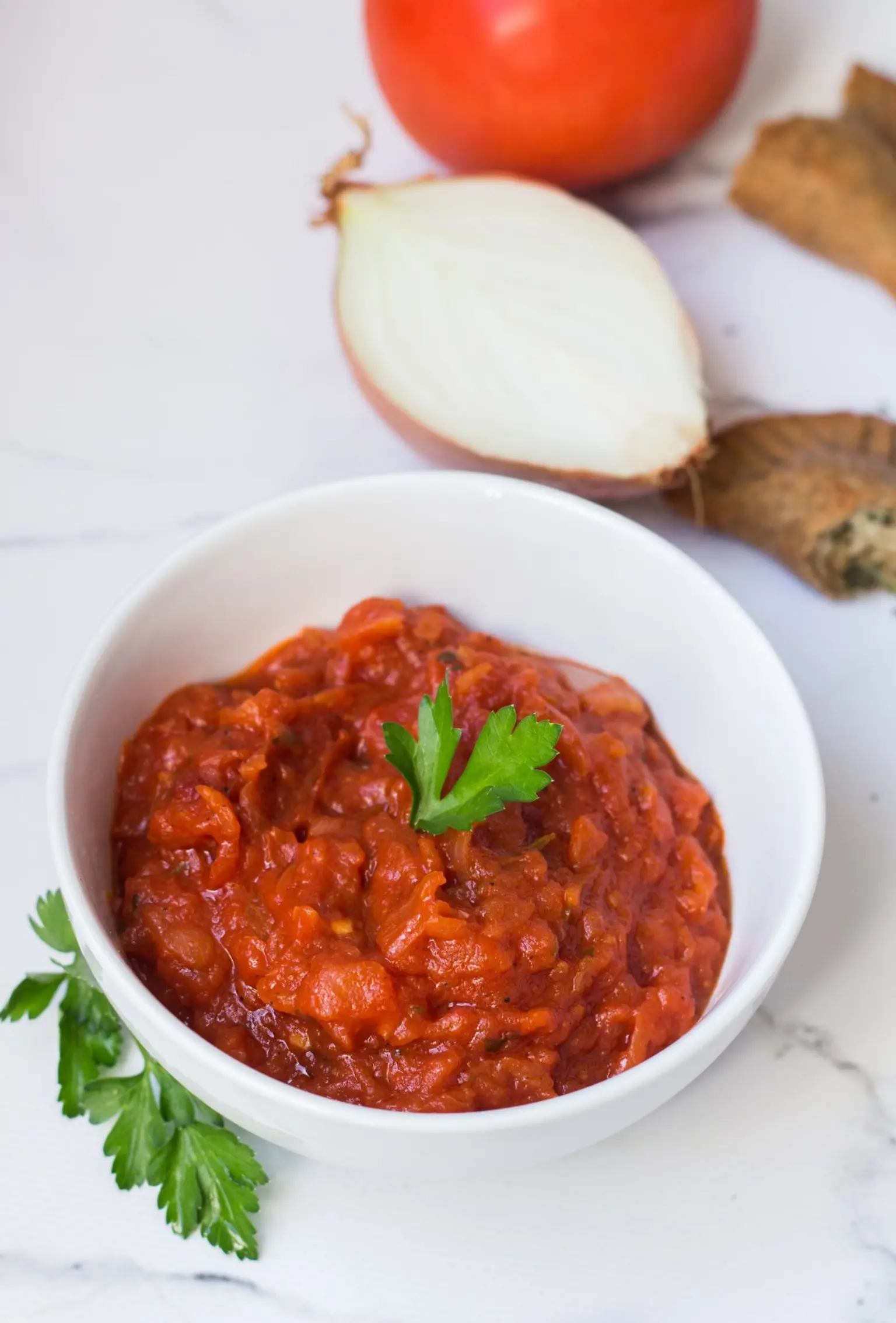 sauce tomate aux oignons