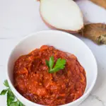 sauce tomate aux oignons