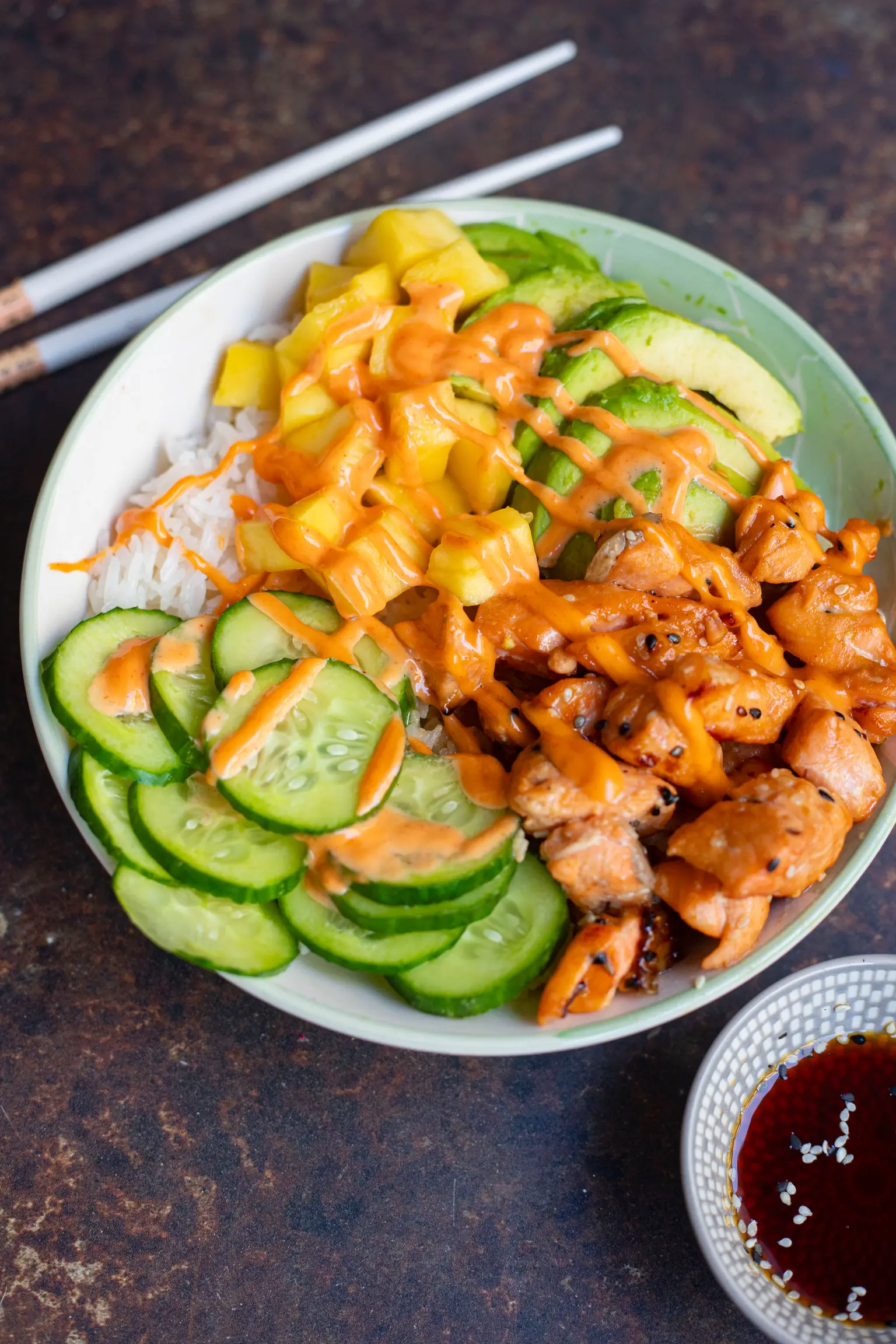 poke bowl saumon