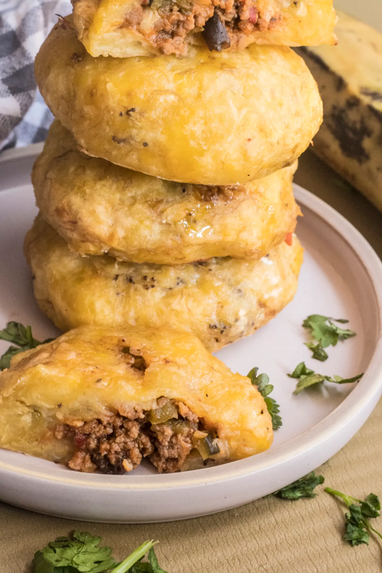 buns de bananes plantain farcis a la viande