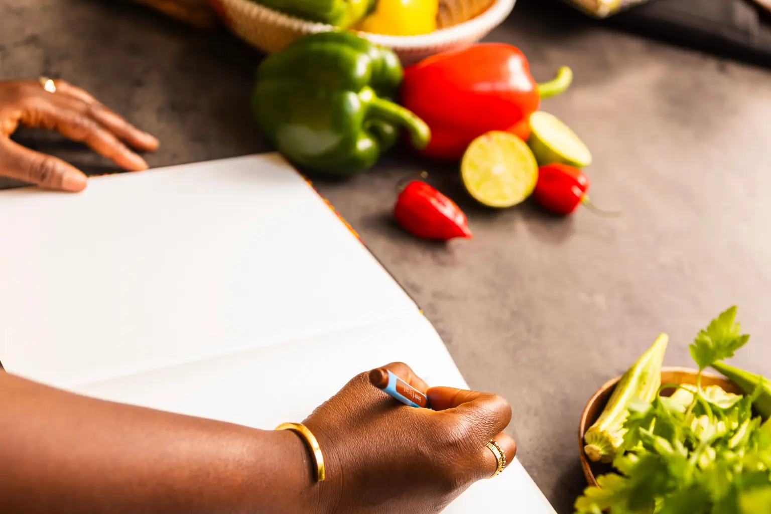 ecrit sur un livre de cuisine