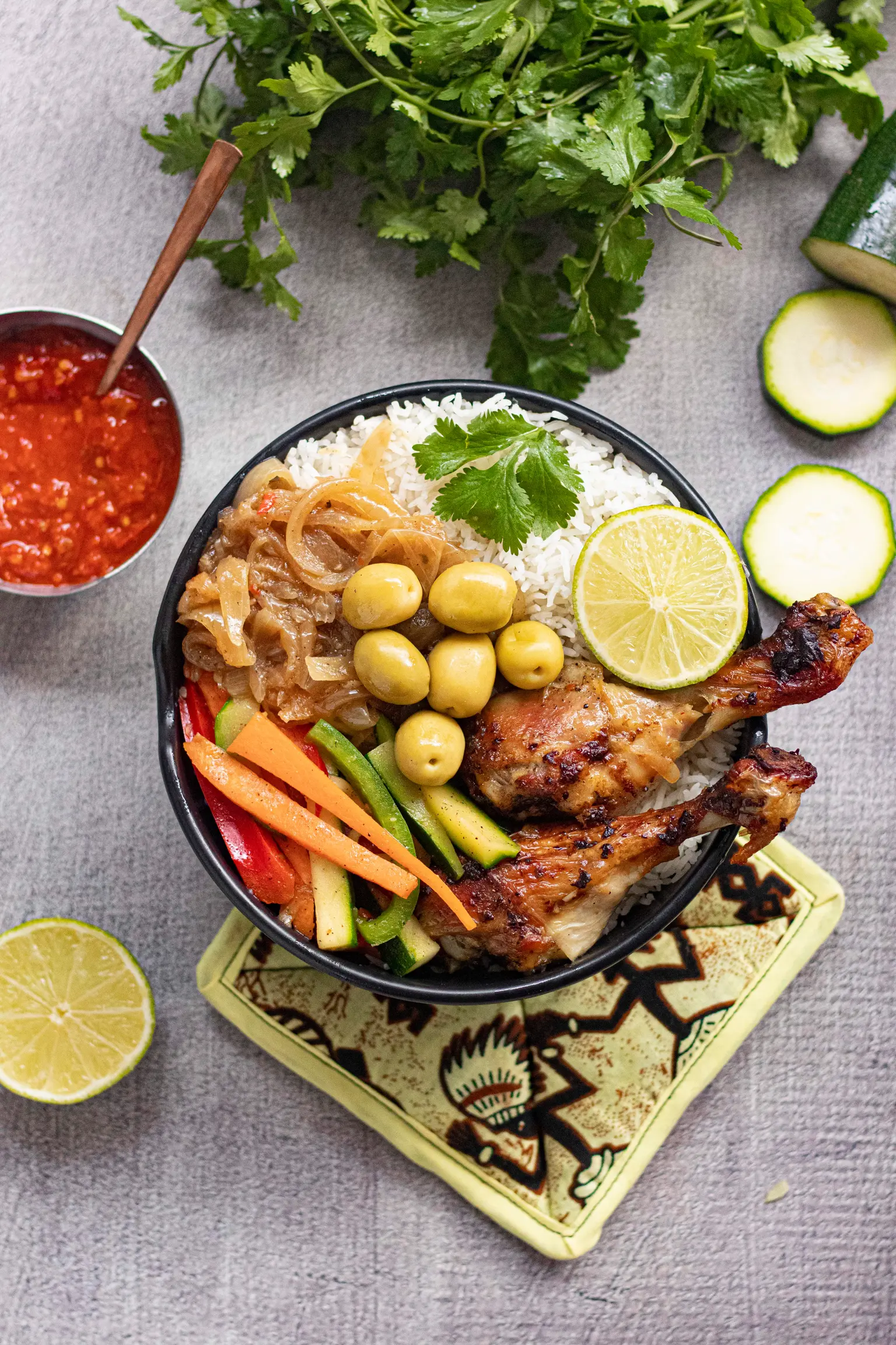 yassa bowl au poulet et légumes